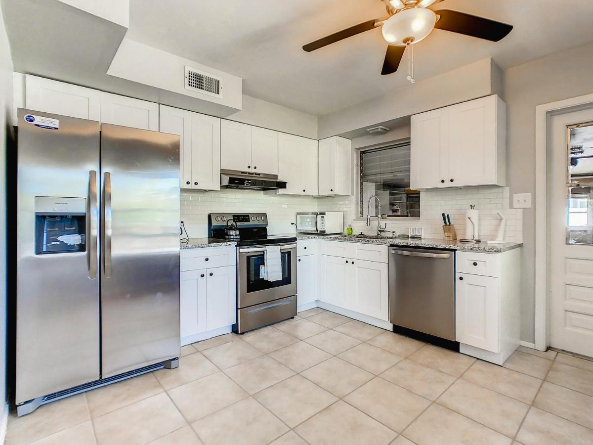5Min From The Beach 8 Min From Siesta Key ساراسوتا المظهر الخارجي الصورة